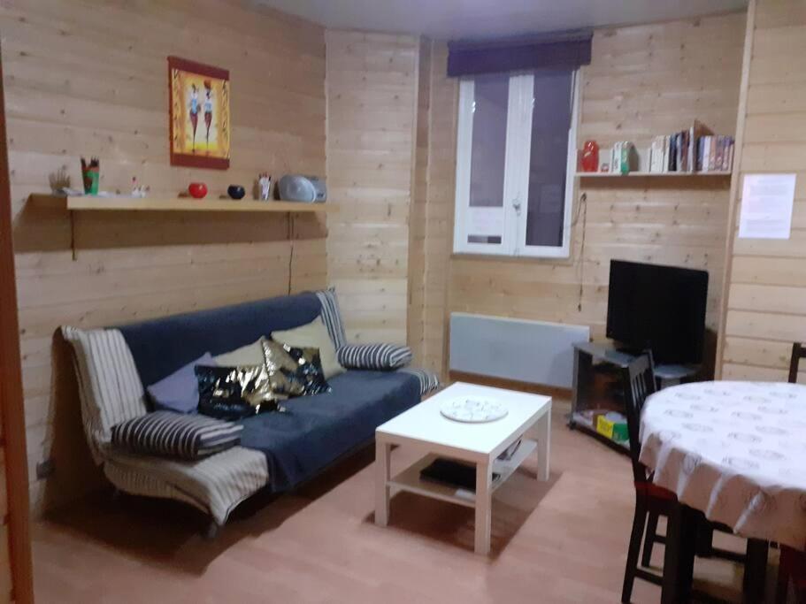 Bagnères-de-Luchon Appartement Face Au Thermes Et Au Calme מראה חיצוני תמונה